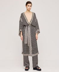 Access Fashion Kimono med broderi og leo print by Access Fashion