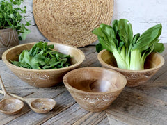 Tours skål med udskæring 9 x Ø25 cm – Natur træ