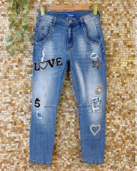 Jeans med love patches