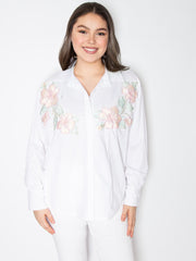 Skjorte med lyserøde broderi blomster - ITFEB25 by Lamiar