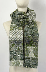 Tørklæde med paisley by Katier