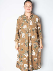 Fløjlskjole med blomster - Brystmål 130cm by Krone 1