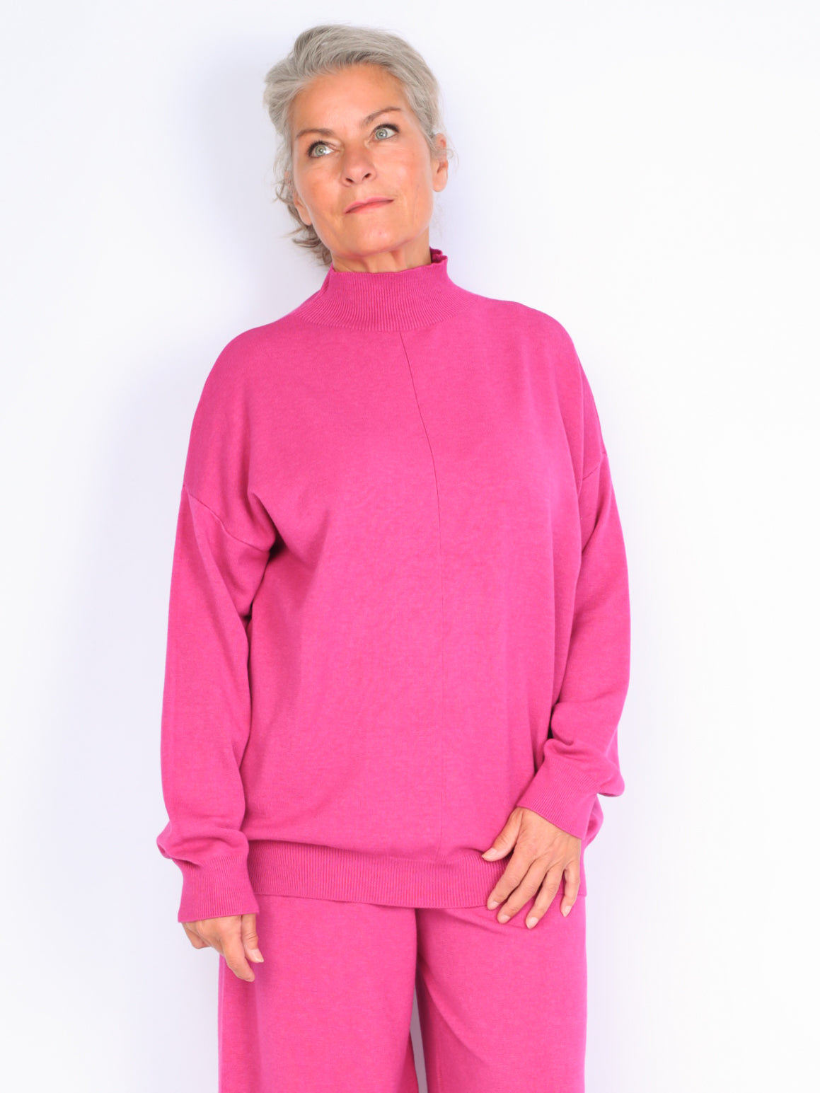 Striktrøje m. høj hals - Str. 38-46 by Krone 1