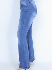 Classic jeans with bootcut midwash