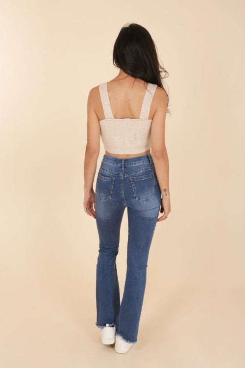 Jeans with width and holes