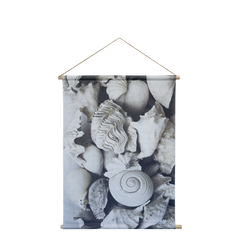 Canvas for hanging w. shells H97/L76/W2 cm