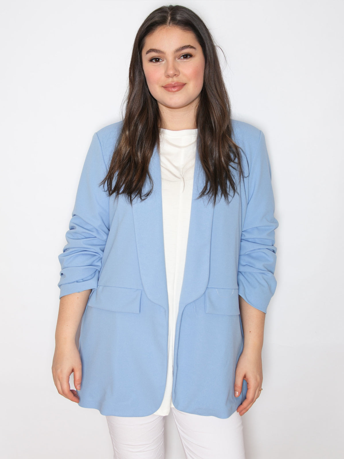 Blazer med rynket ærmer