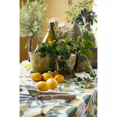 Limone Dug Gul 140x250 cm Frisk og sommerlig dug med citronmønster