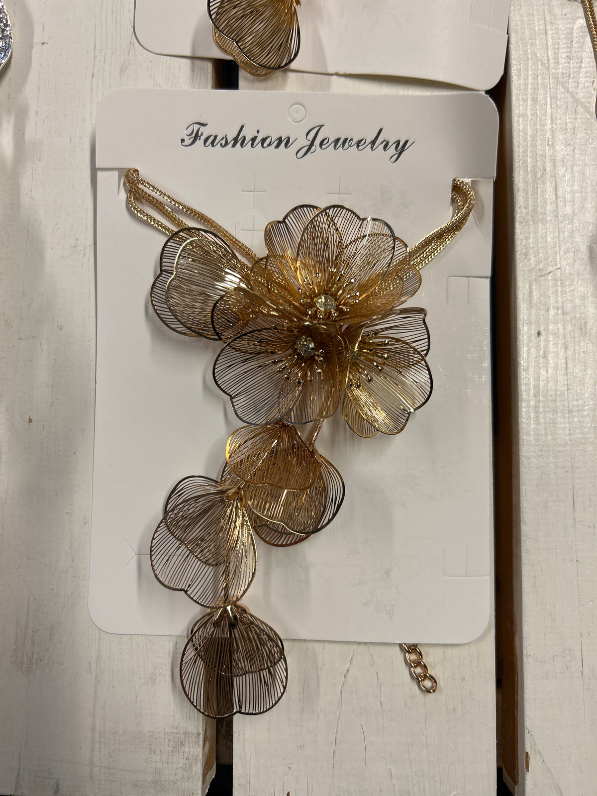 Halskæde med blomster by Krone 1