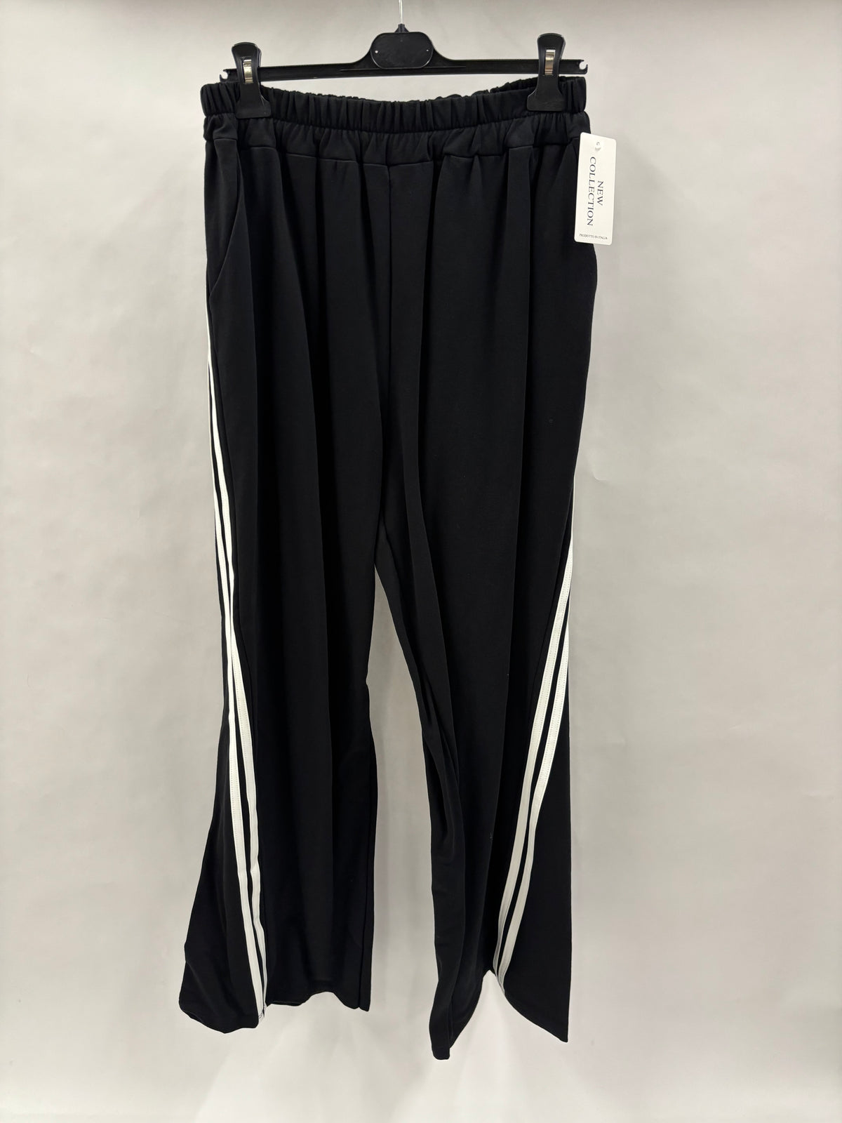 Løse Bukser Med Striber