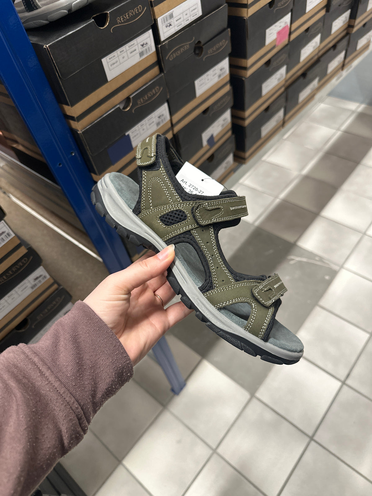 Reversed sandaler ruskind by Krone 1