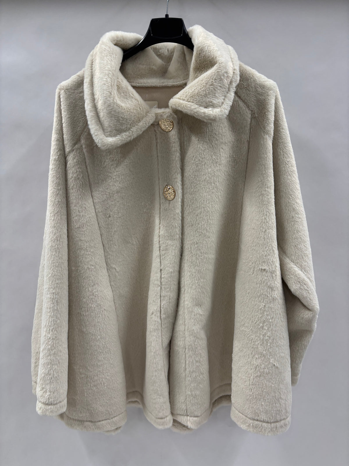 Pelsjakke, Guldknapper