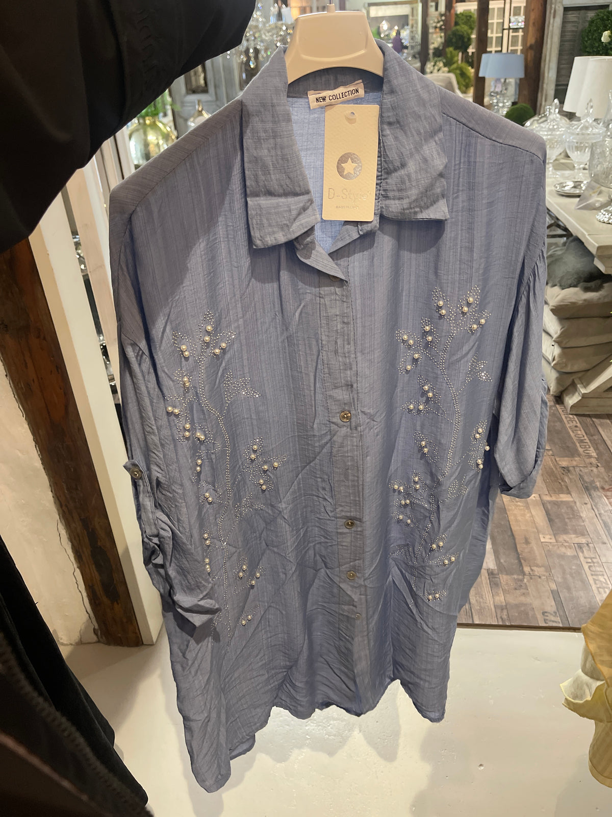 Skjorte med bling og perler by D-Style