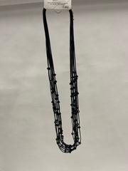 Glitrende perlehalskæde