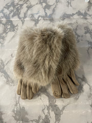 Handsker med faux fur og hægte