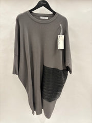 Kjole med læderlook