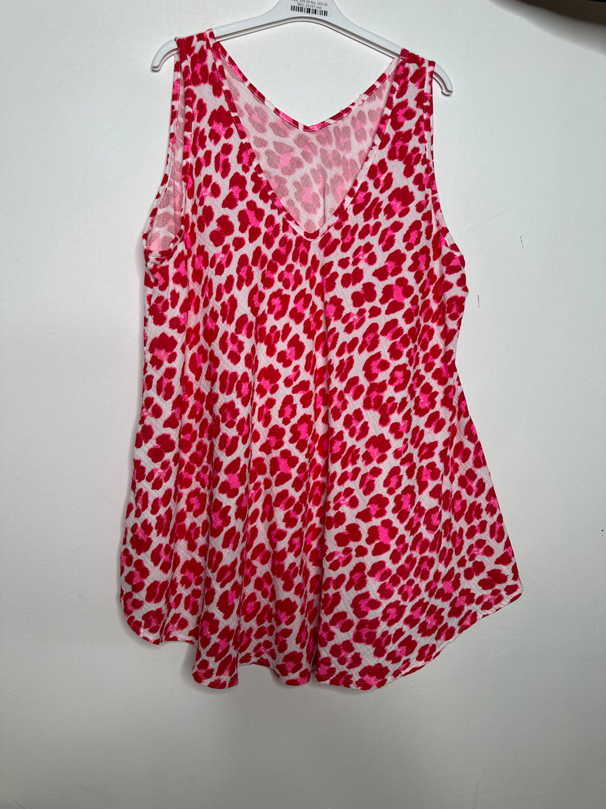 Top med leopard print - ITJULI25