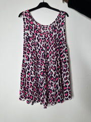 Top med leopard - ITJULI25