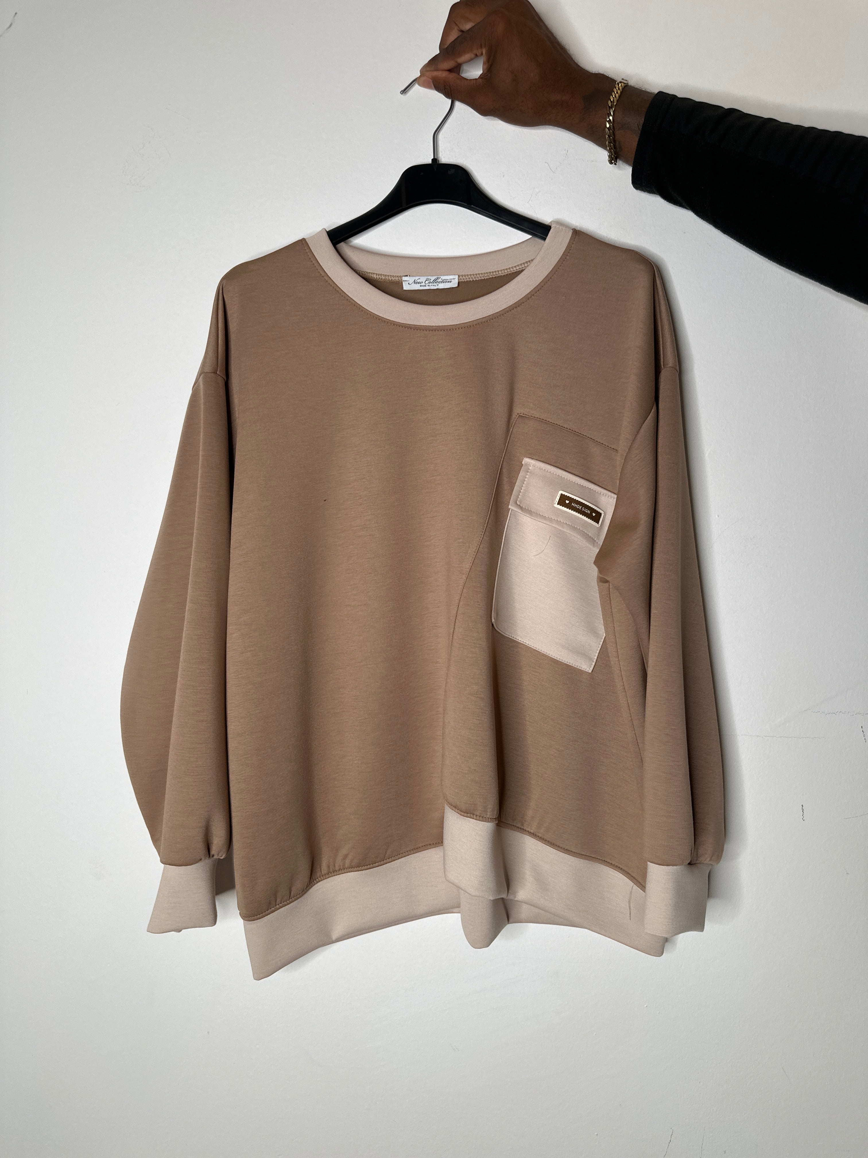 Sweatshirt med kontraster - ITJULI25