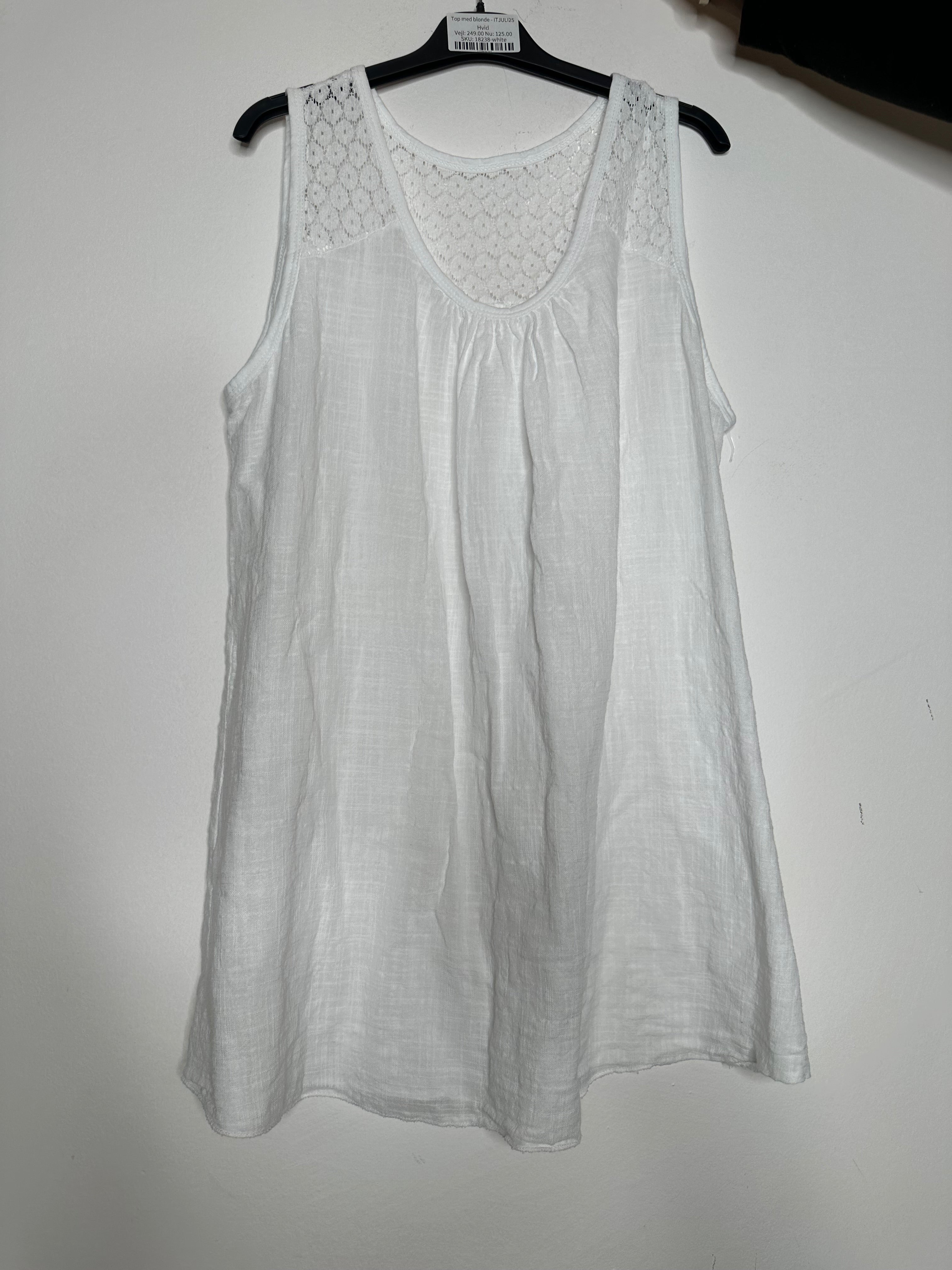 Top med blonde - ITJULI25