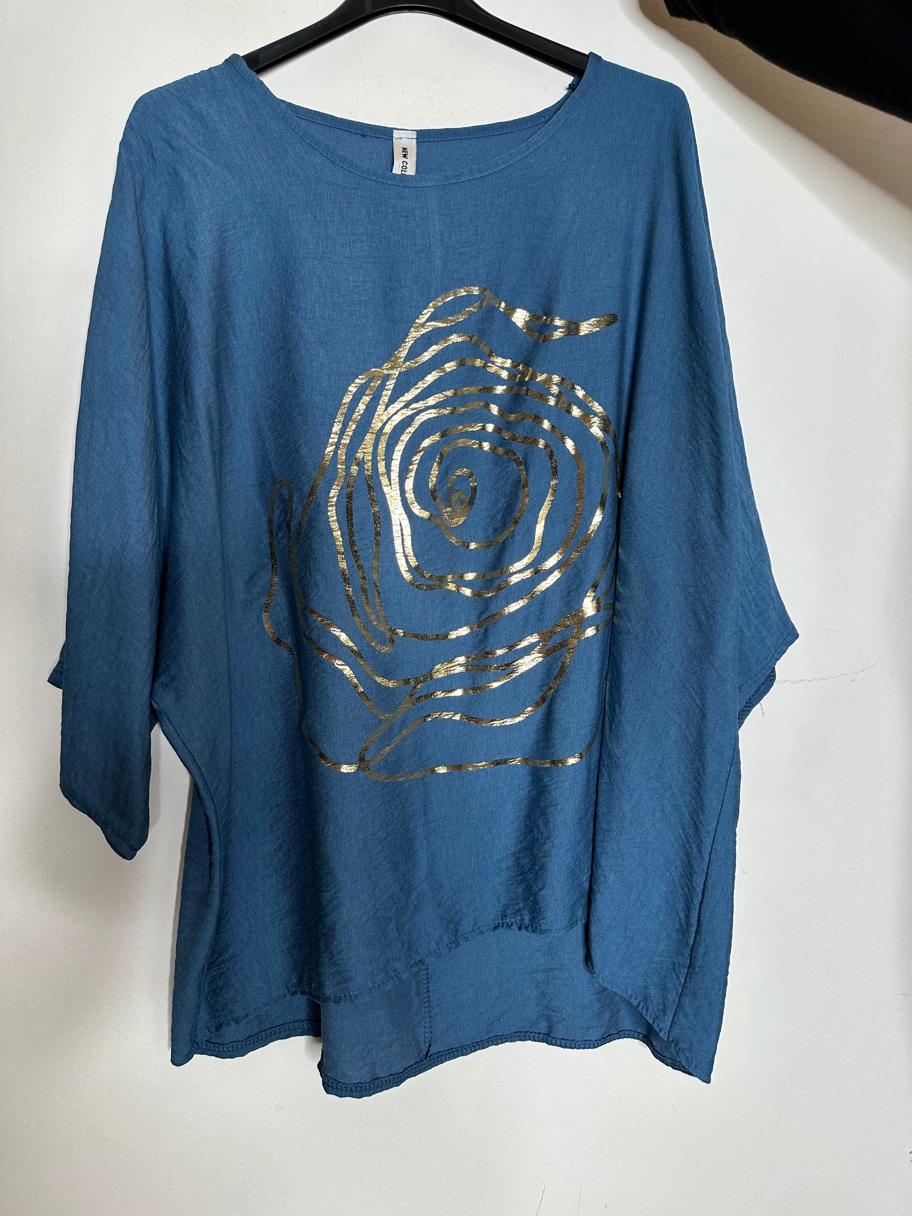 Bluse med guld rose - ITJULI25