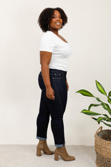 Darkwash jeans med fold mom fit plus size