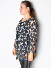 Chiffonbluse med leoprint - ITSEP24