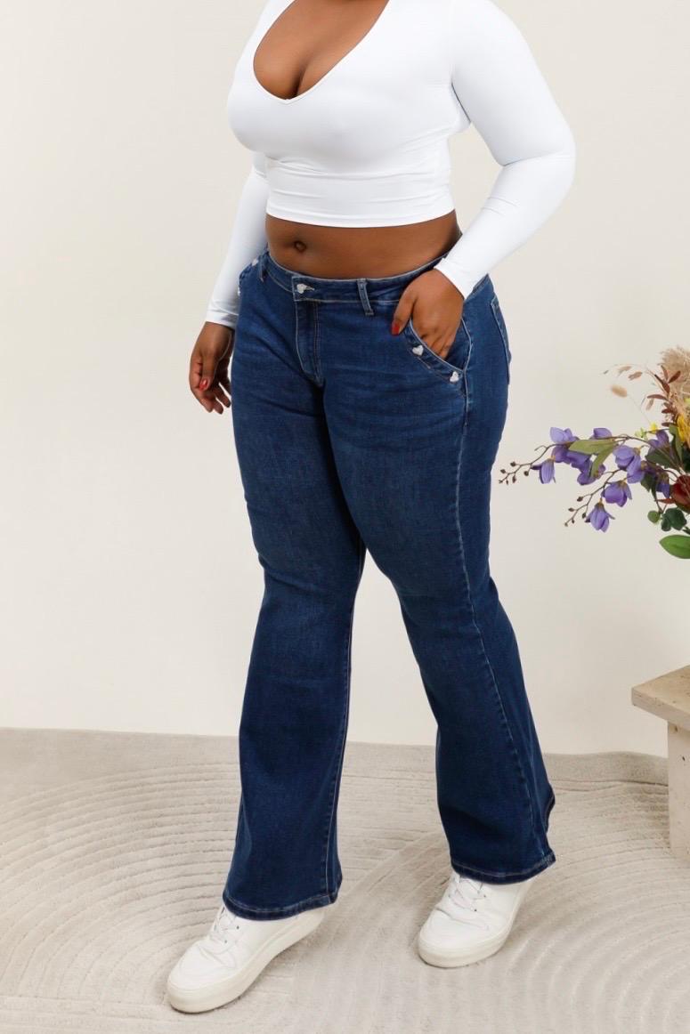 Jeans bootcut med hjerte bling knapper