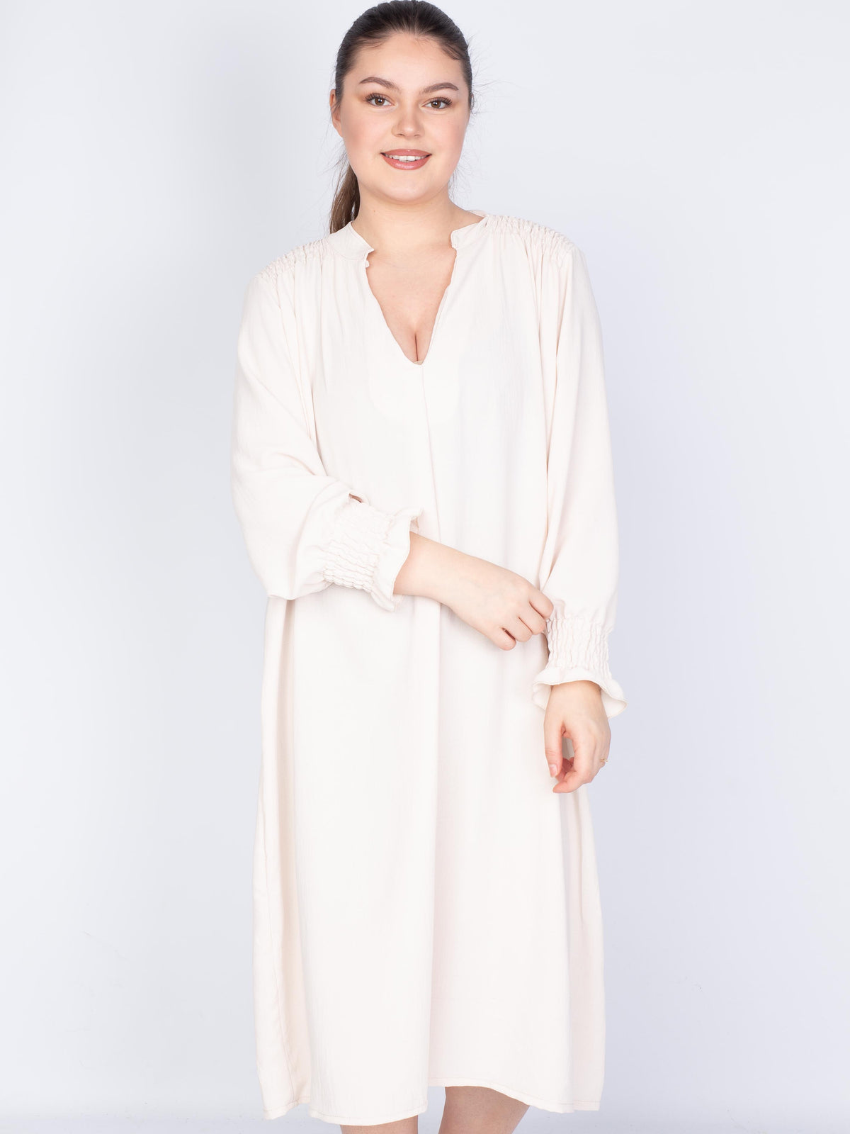 Skjortekjole med smock skuldre - Brystmål 130cm