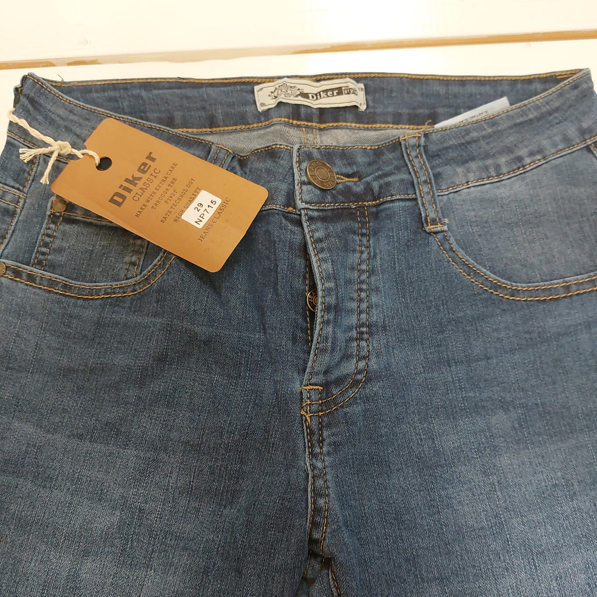 Men's jeans classic with buttons