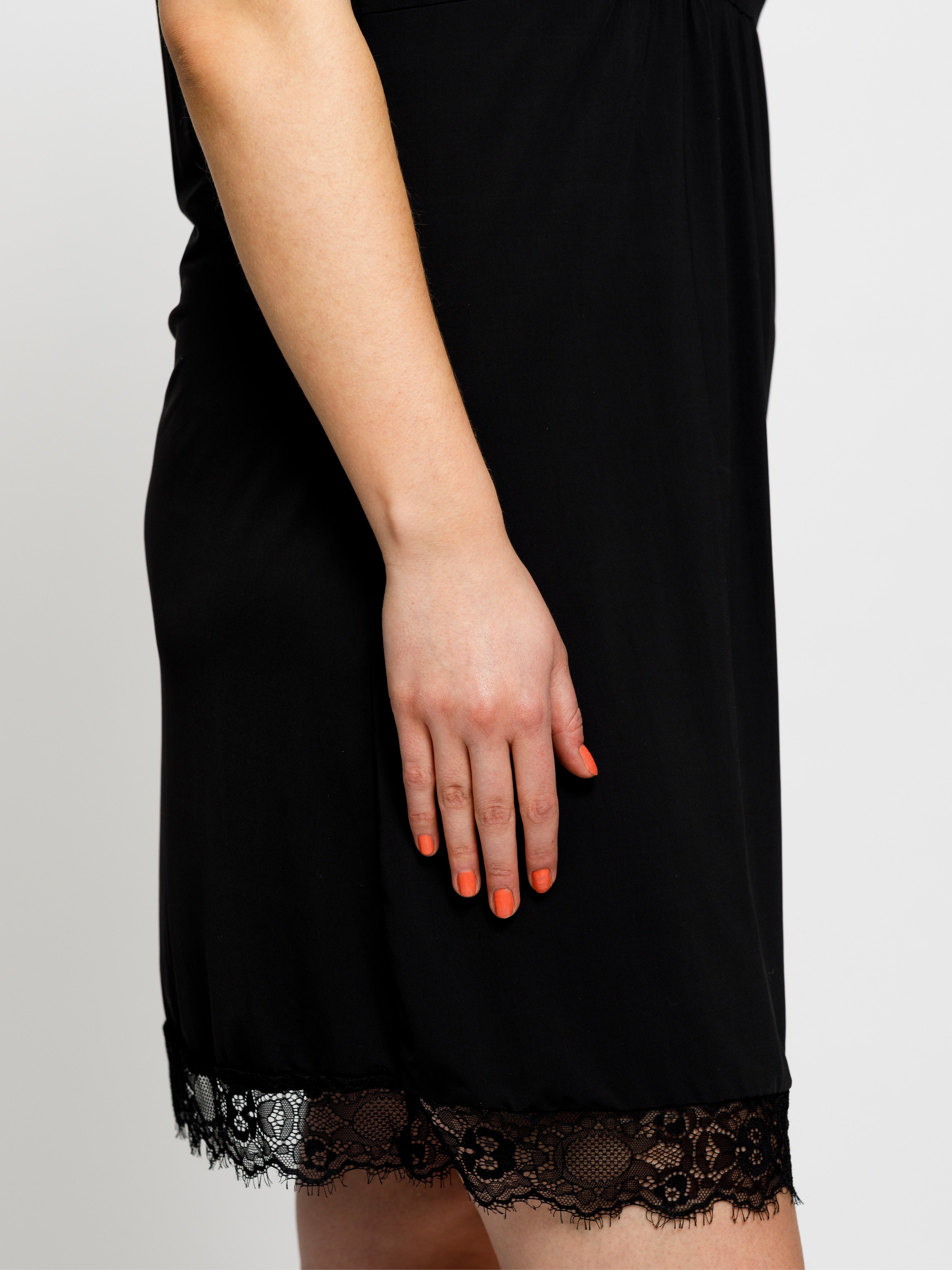 No. 1 By Ox Short underdress Sort