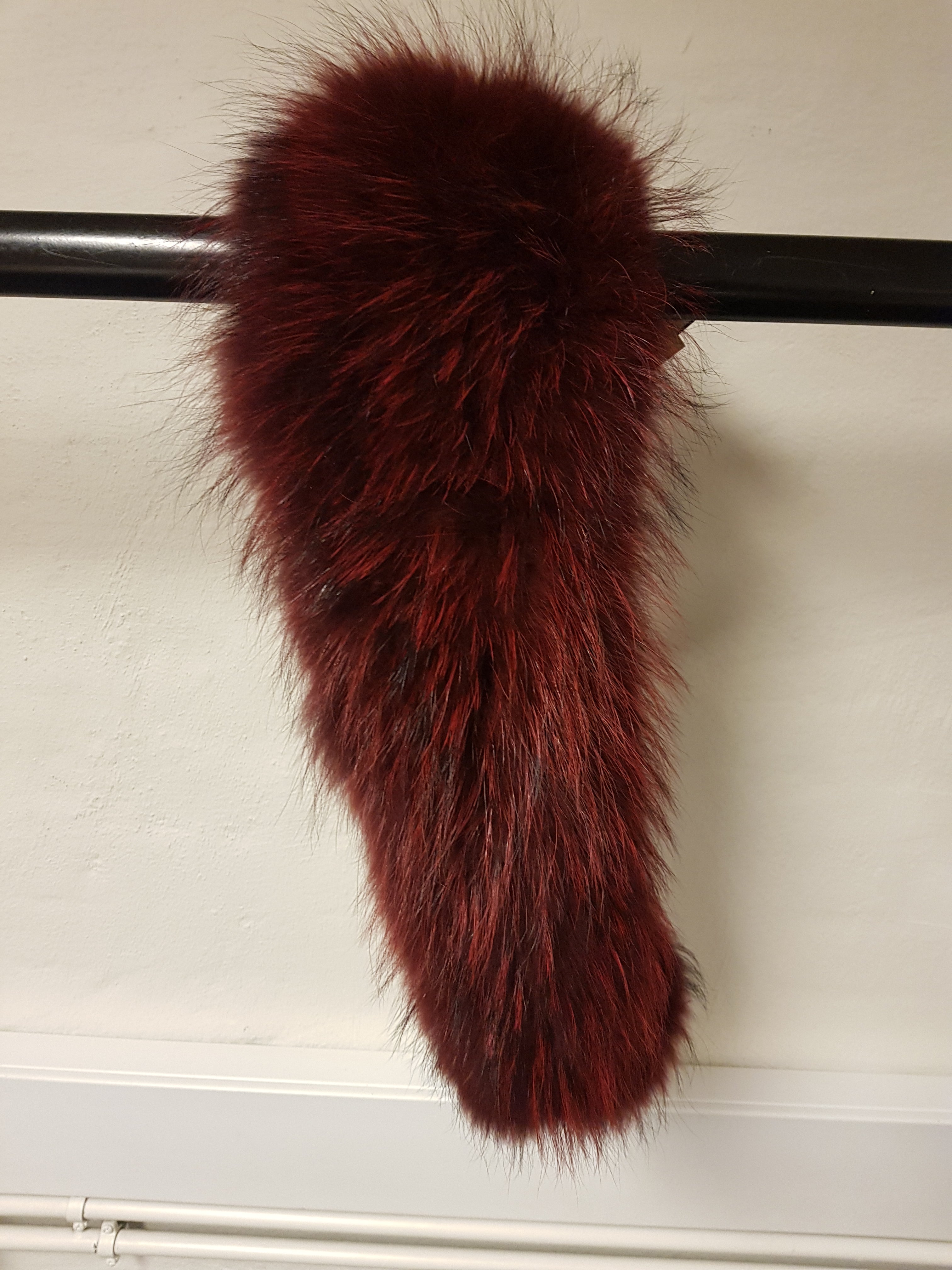Acacia - Fur Collar In Raccoon Wine Red