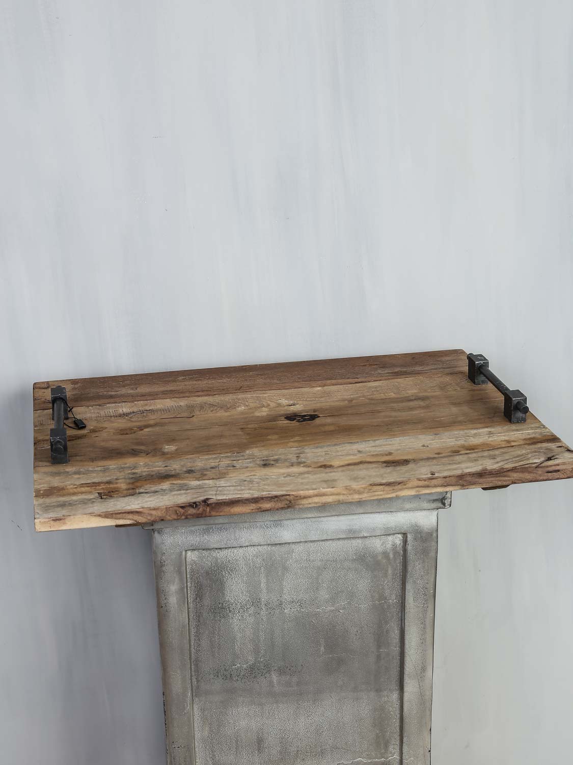 Tray w / handle wood 65x45x7