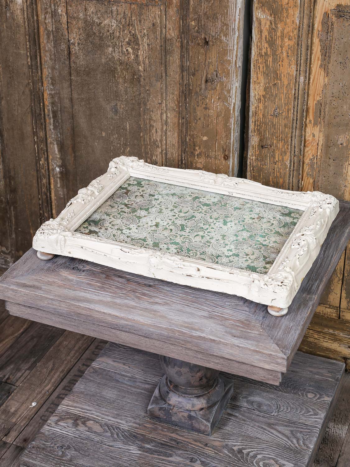 Tray mint green with pattern 46x34cm