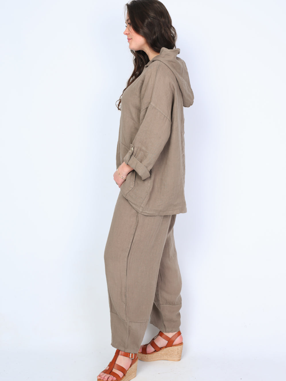 Krone 1 linen blouse with hood