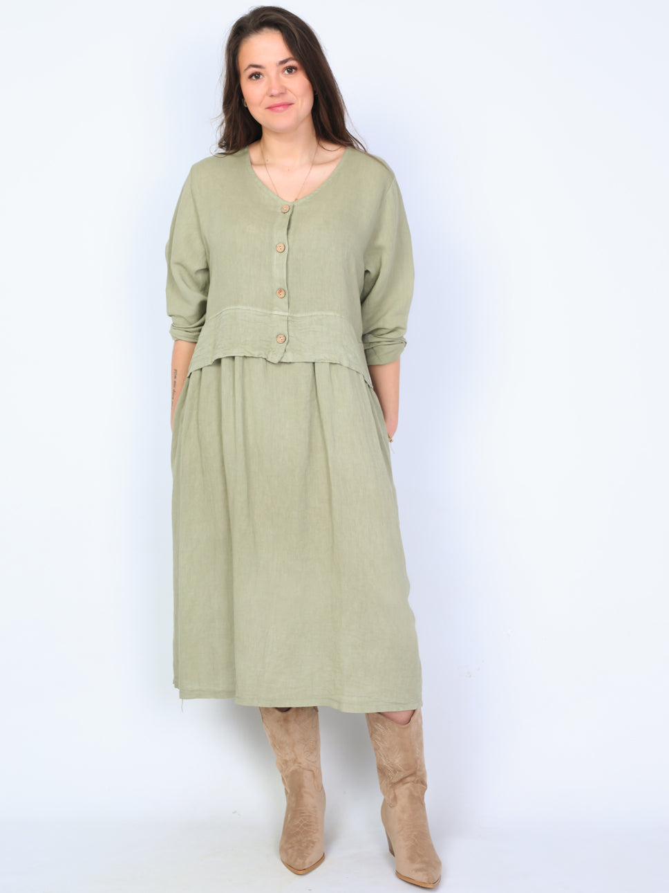 Krone 1 linen dress with buttons
