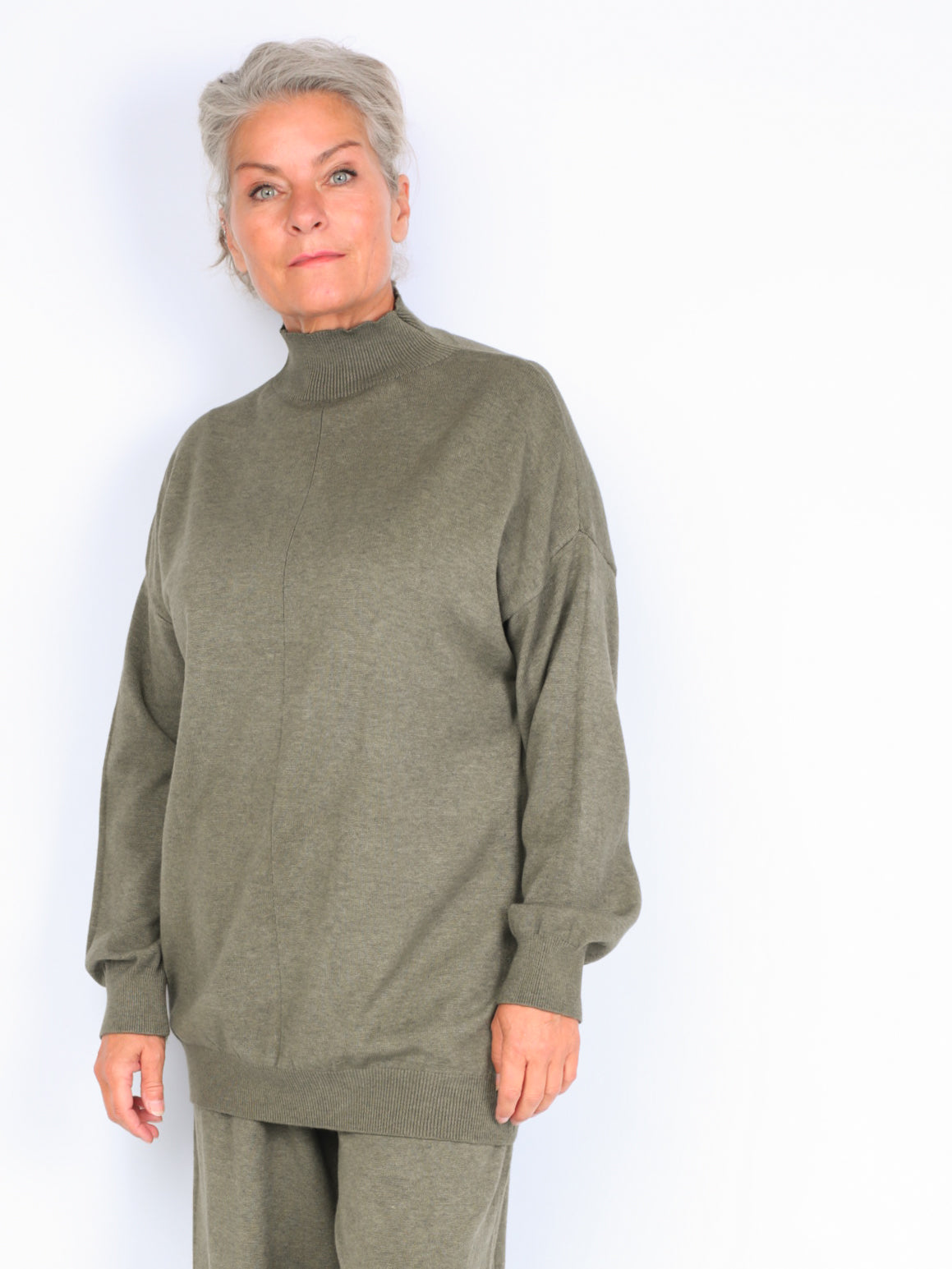 Striktrøje m. høj hals - Str. 38-46 by Krone 1