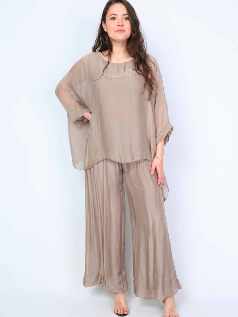 Silk blouse with short sleeves