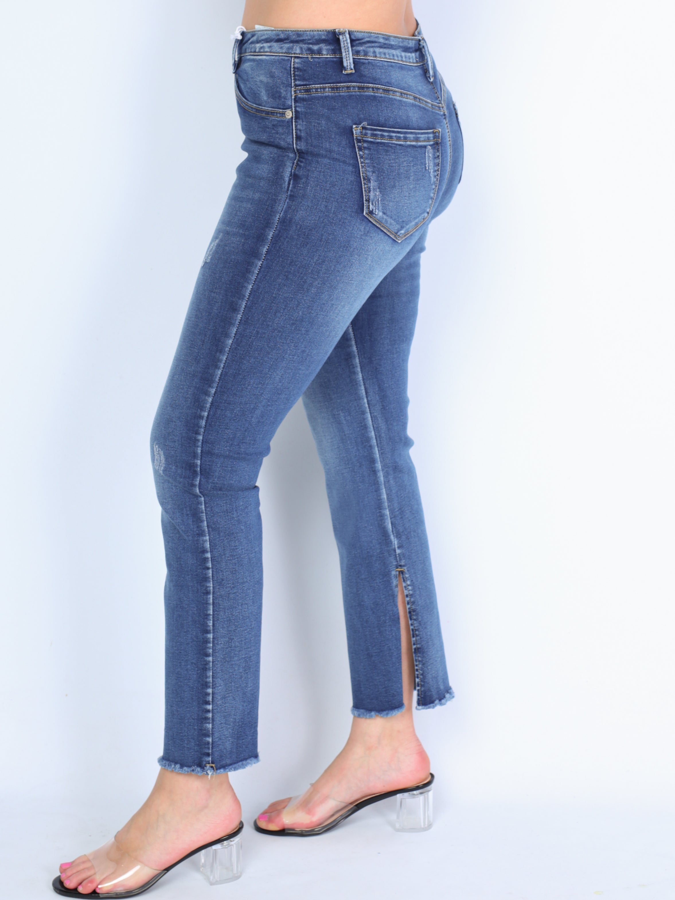 Jeans with ripstops