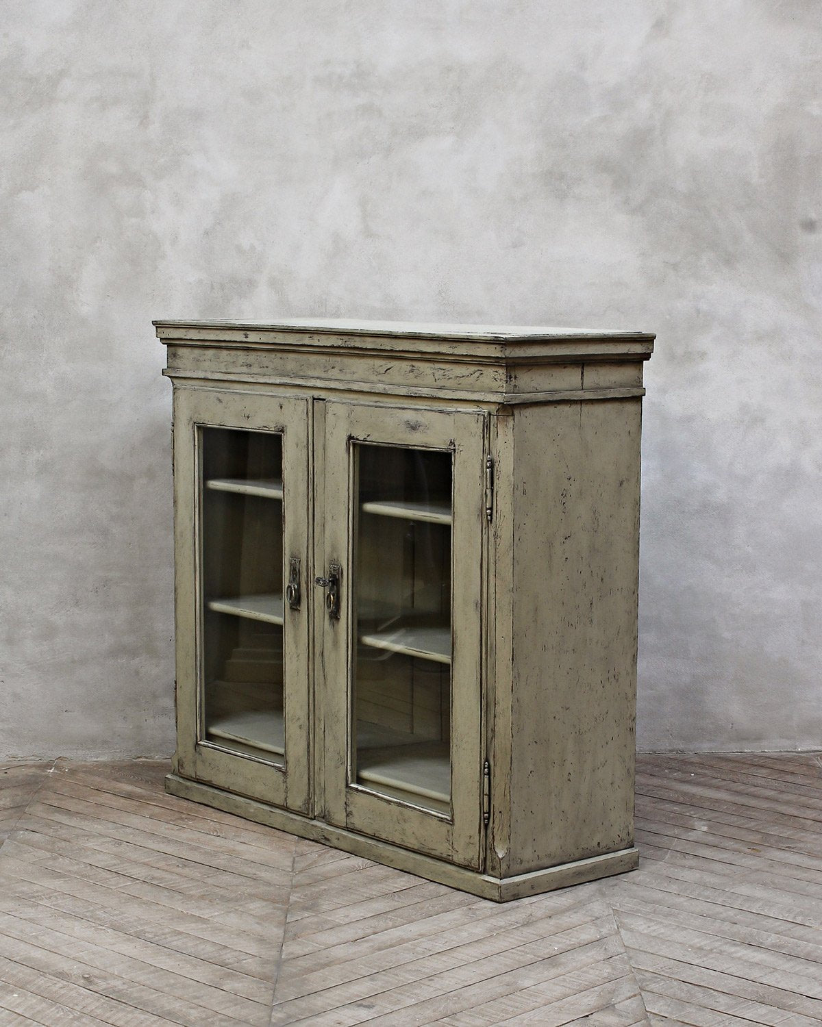 Linen press