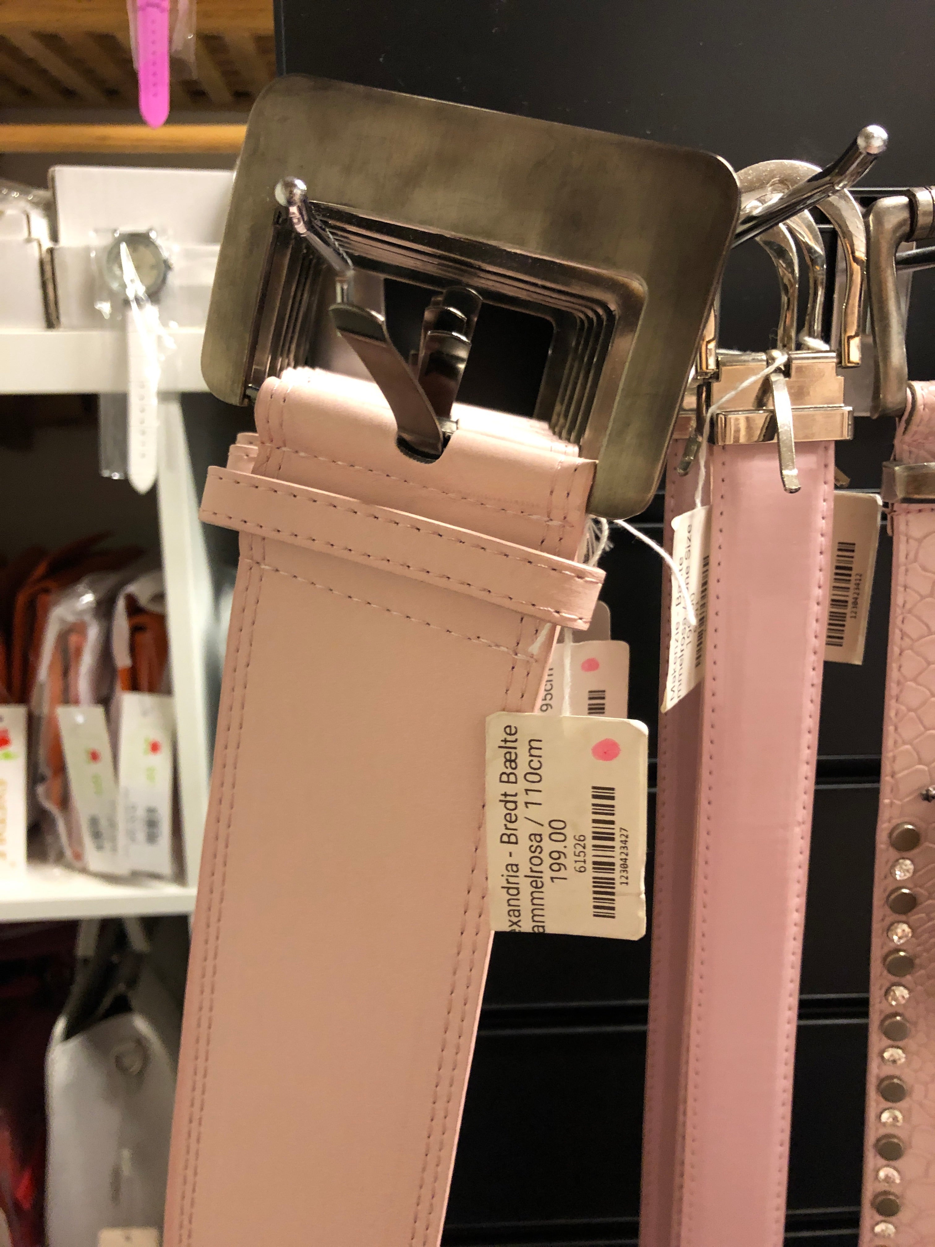 Crown 1 - Wide belt pink
